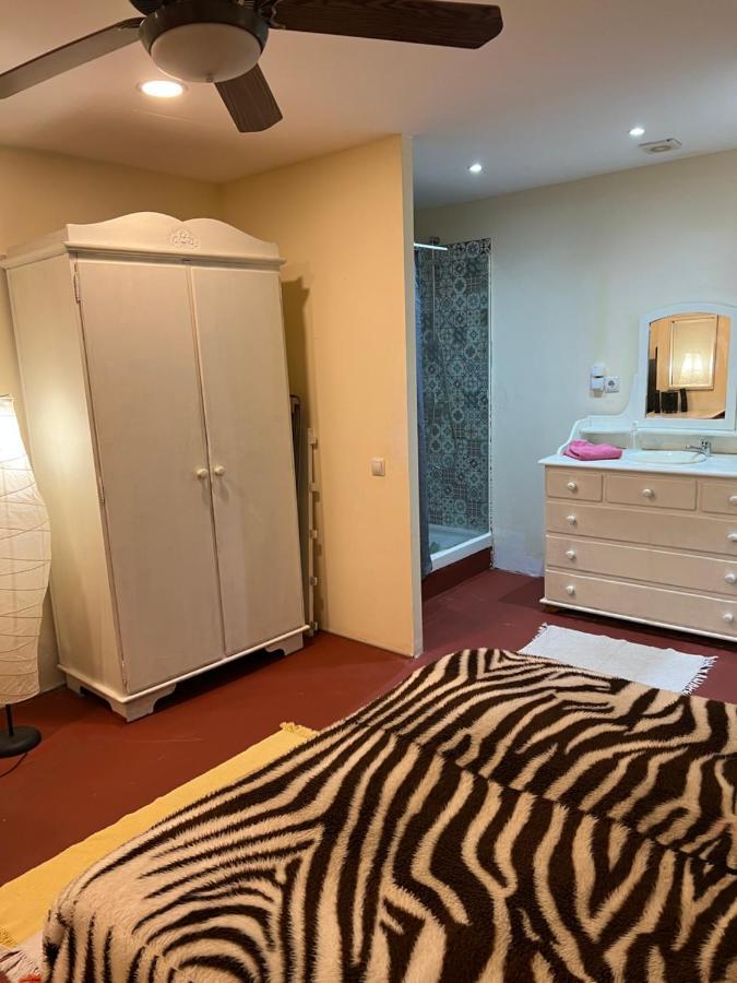 Apartamento Abierto Con Patio Matadepera 외부 사진